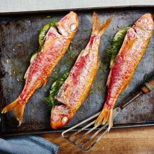 Salmonete fresco y limpio | Pescados Saturnino